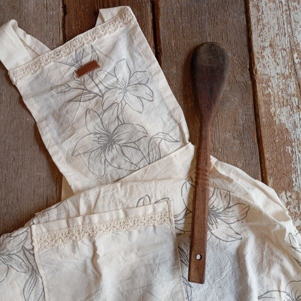 Producto - Delantal SARA - Flores Grises