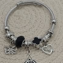 Producto - Pandora con Nudo de Bruja - 1