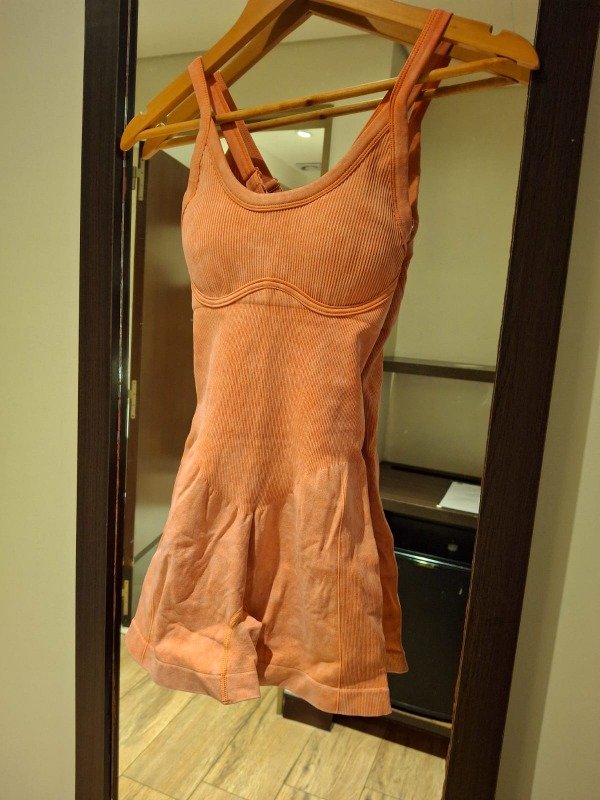Producto - Catsuit corto salmón