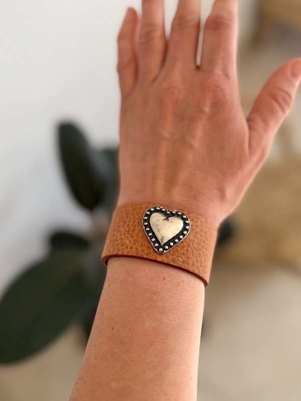 Producto - BRAZALETE CORA (cuero)