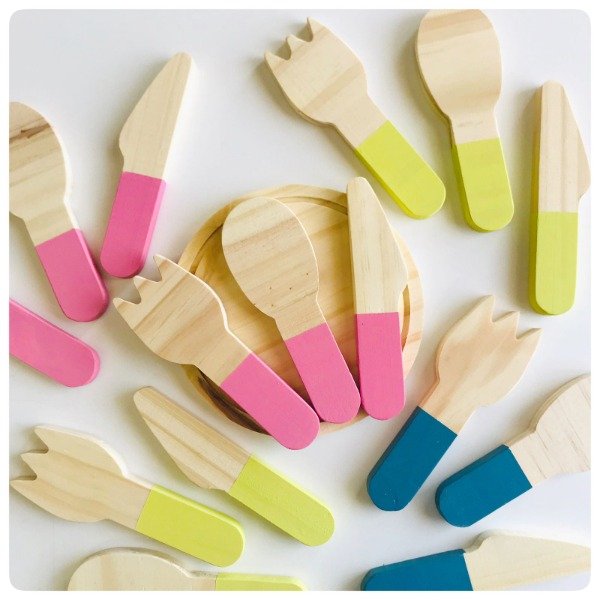 Producto - Set de plato con cubiertos