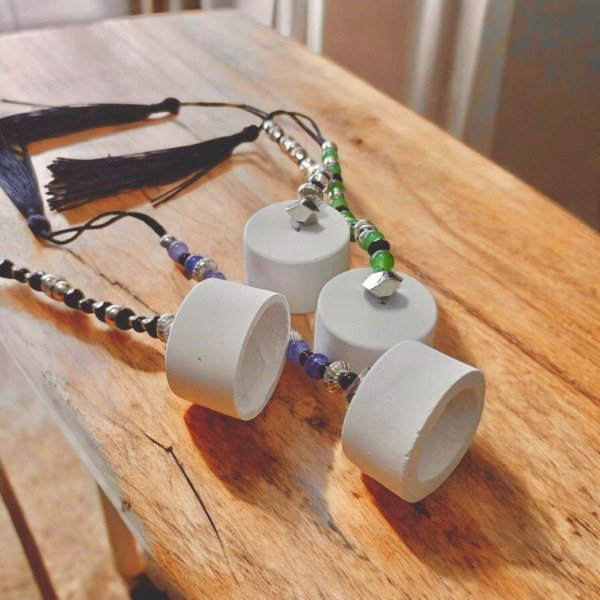 Producto - Apagavelas cemento blanco con flecos