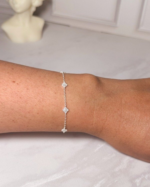 Producto - Pulsera florcitas