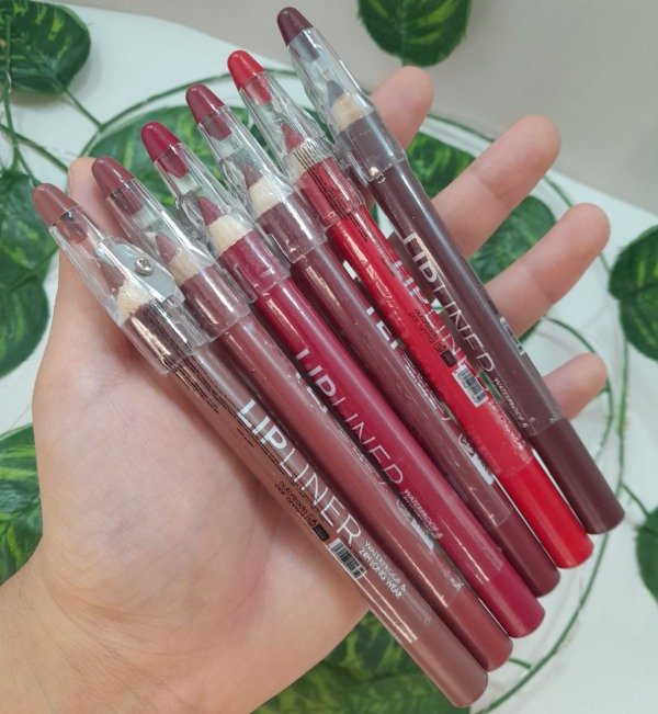 Producto - Delineador de labios con sacapuntas - TEI