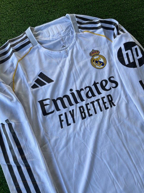 Producto - Real Madrid Local 25/26 Versión Jugador Manga Larga