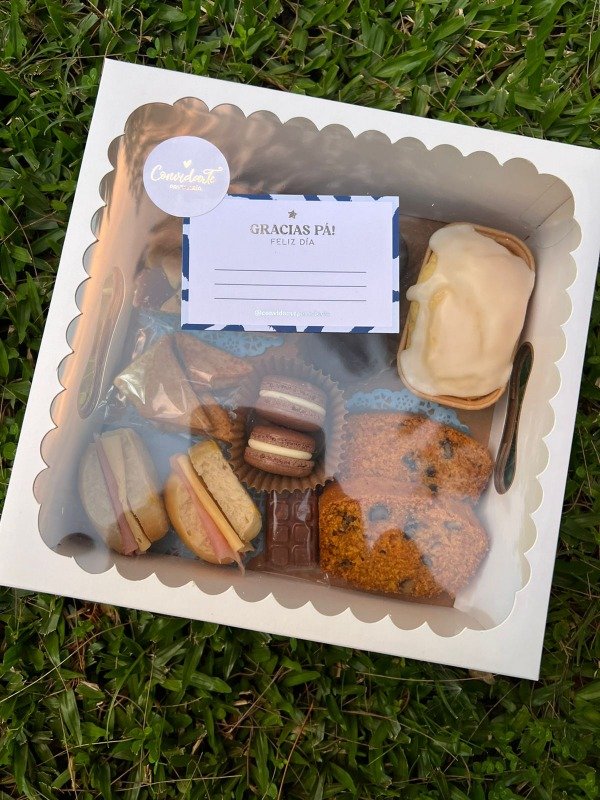 Producto - Caja para desayuno con visor 25x25x12 - 1