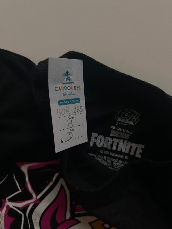 Producto - Remera negra Fortnite - 4