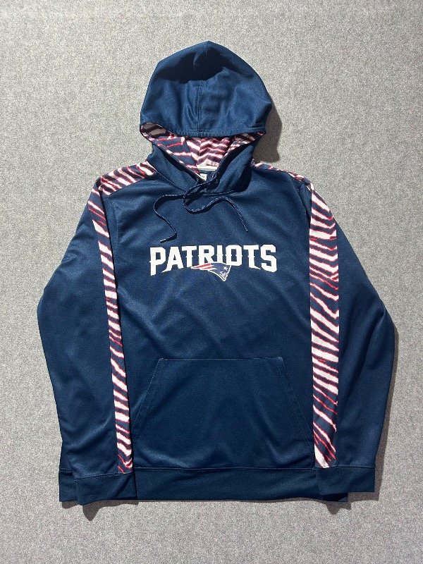 Producto - Buso canguro Patriots NFL, Talle XL