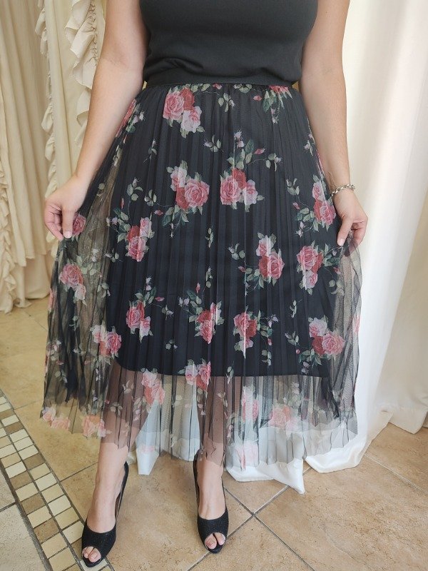 Producto - Pollera romántica rosas negra