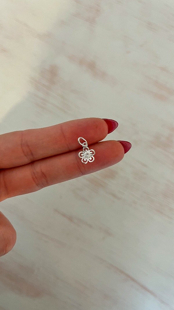 Producto - Dije Flower Cubic