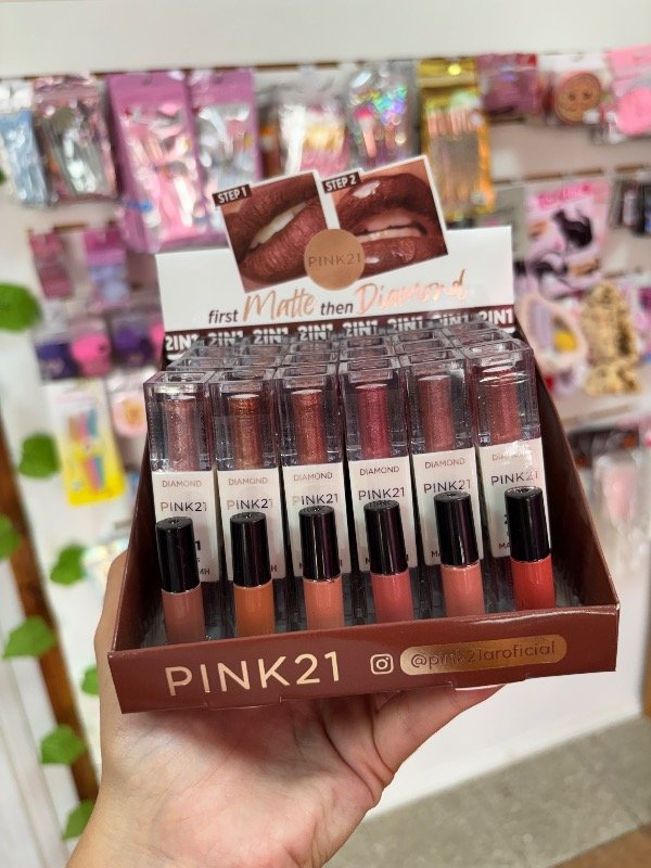Producto - Labial - gloss First matte then diamond