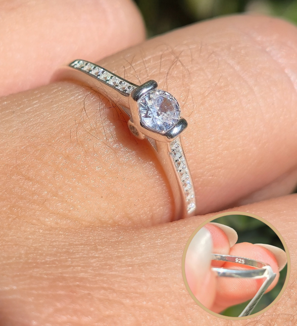 Producto - Anillo cubic clasico PLATA 925 (GRABADO)