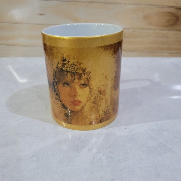 Producto - Taza dorada Taylor Swift