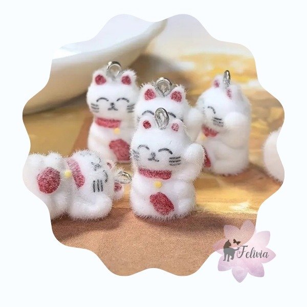 Producto - Gatito de la Fortuna afelpado (pequeño)