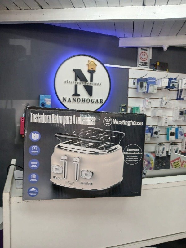 Producto - TOSTADORA ELECTRICA WESTINGHOUSE RETRO 4 REBANADAS