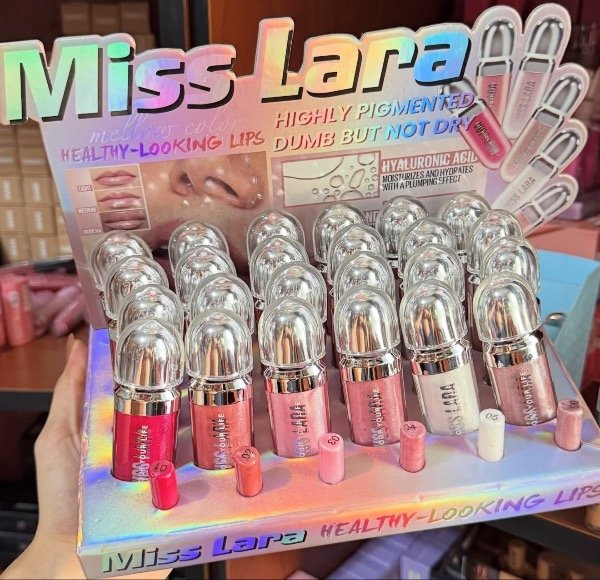 Producto - Shimmer lip gloss Miss Lara