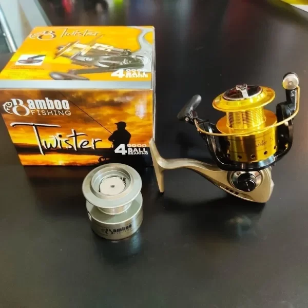Producto - Reel frontal Bamboo Twister 20