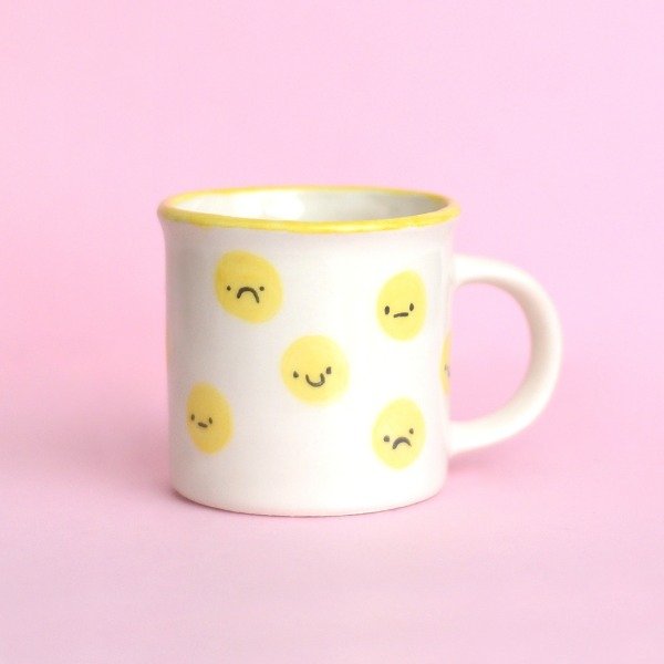 Producto - Taza estilo jarrito - Caritas