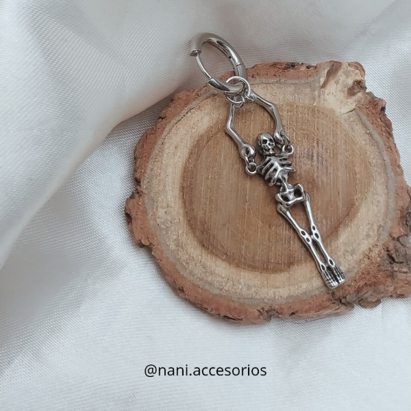 Producto - Solitario esqueleto