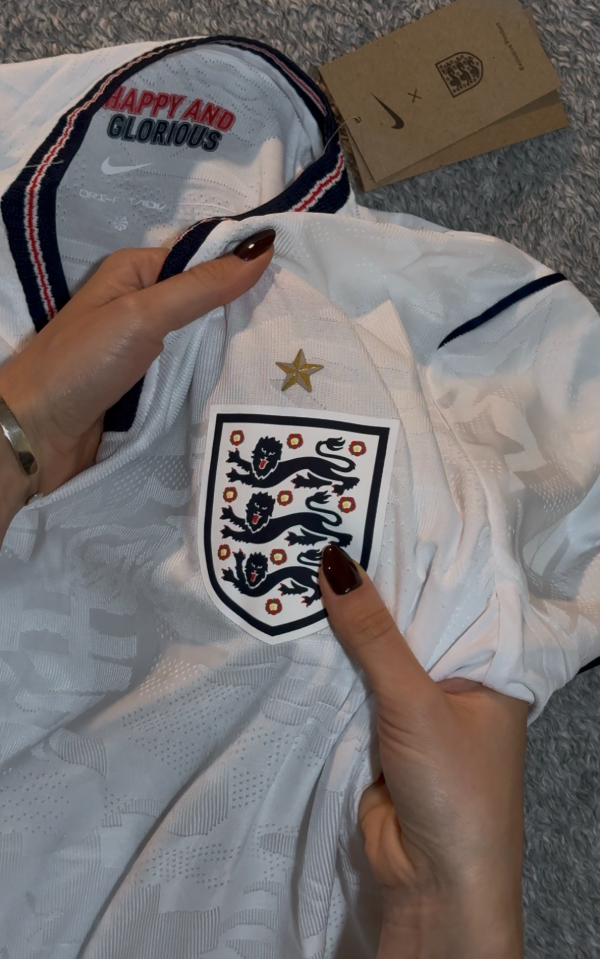 Producto - Inglaterra titular 2026 - 1