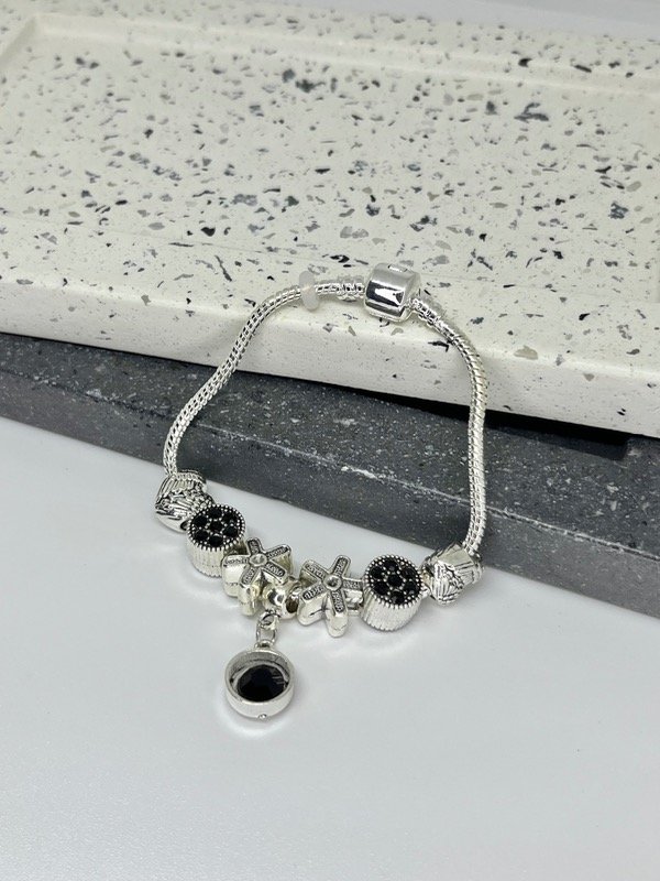 Producto - Pandorita Cristal Negro