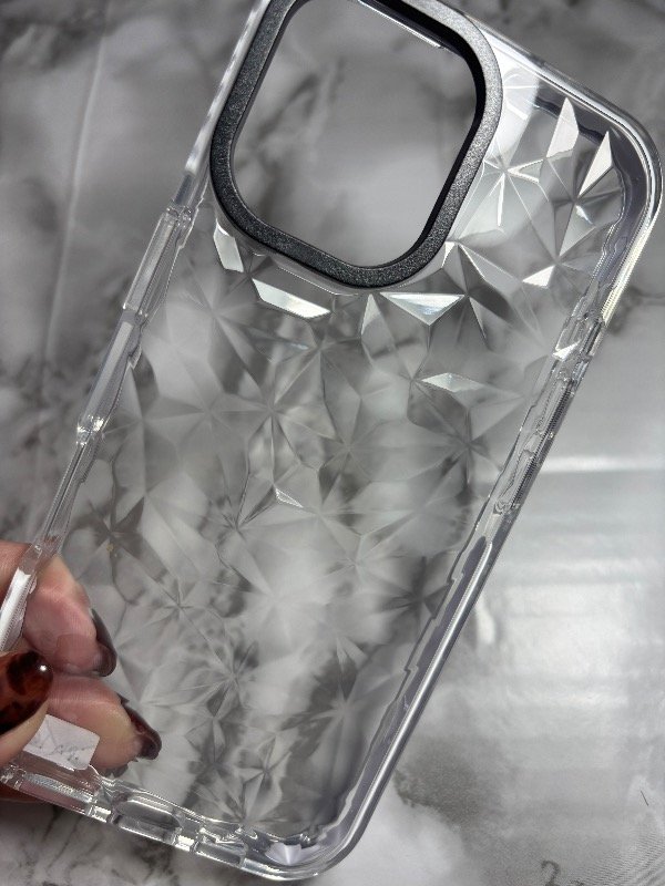 Producto - Funda Tech transparente iph 15 pro