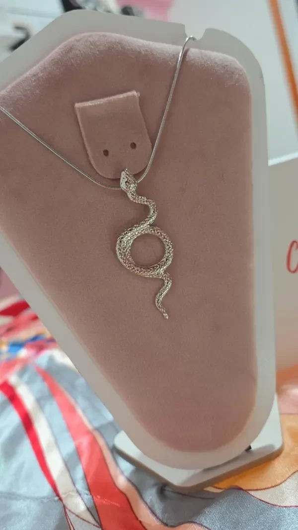 Producto - Collar serpiente AQ