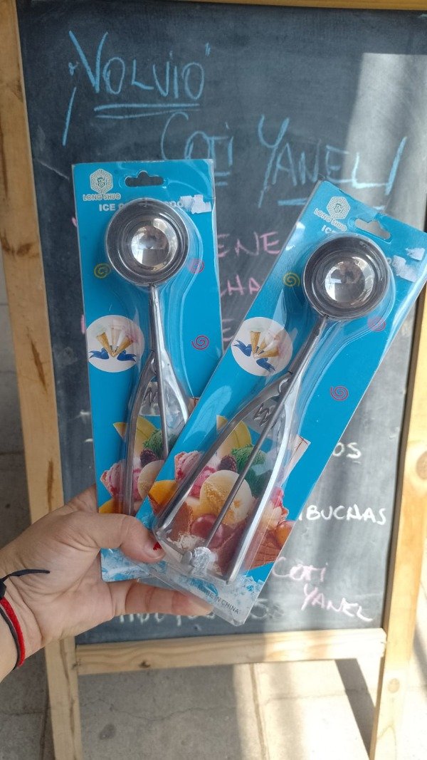 Producto - Cuchara bochera para helado