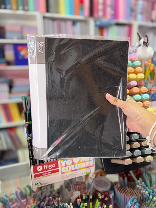 Producto - Carpeta c/ 40 folios A4 - negro