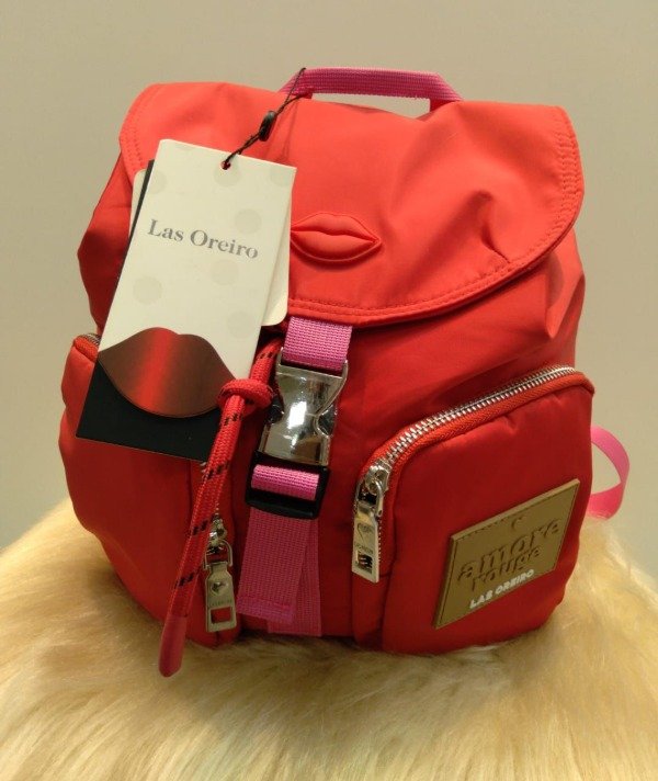 Producto - MOCHILA LAS OREIRO