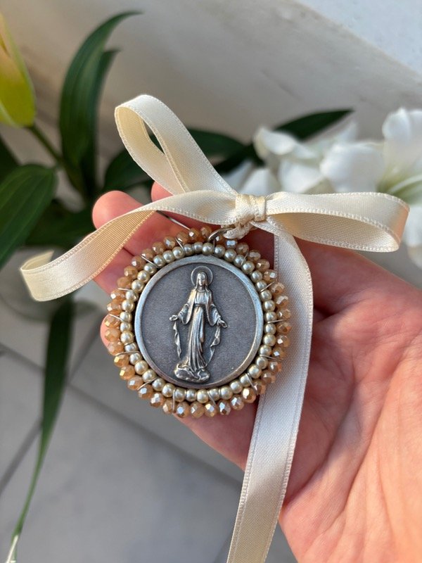 Producto - Cunero Perlas Medalla Milagrosa