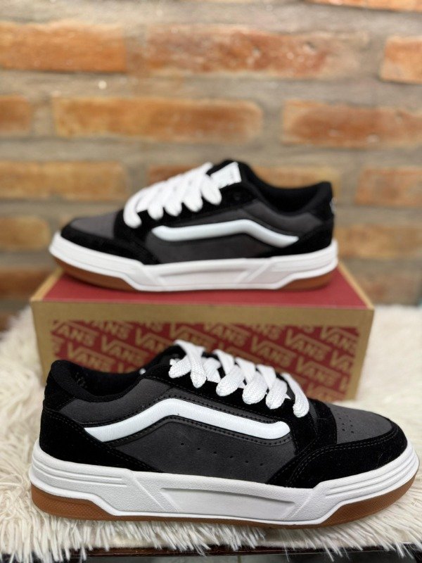 Producto - VANS HYLANE