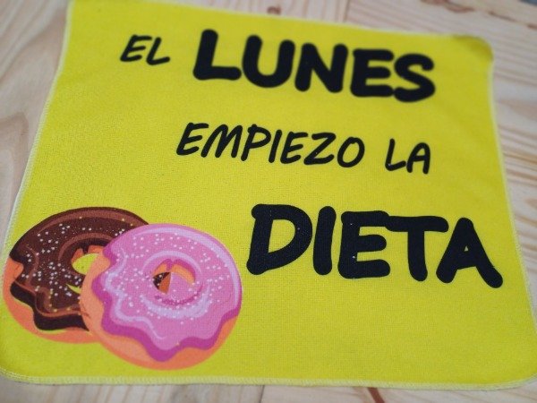 Producto - Individual /CORTO El lunes comienzo la dieta
