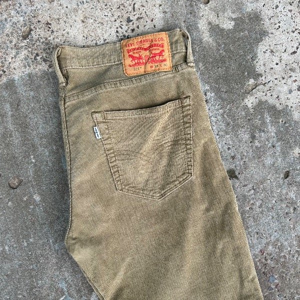 Producto - Pantalon de corderoy verde - Levis 511 T33