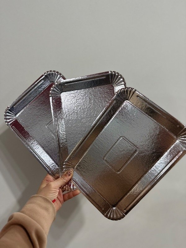 Producto - Bandeja rectangular plateado 18x26 cm