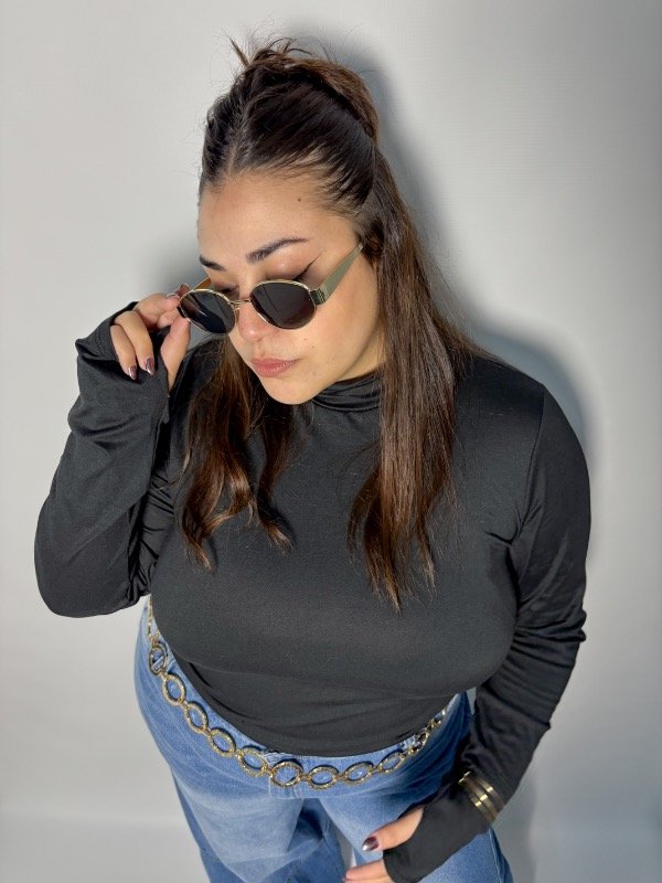 Producto - Polera gala reingreso