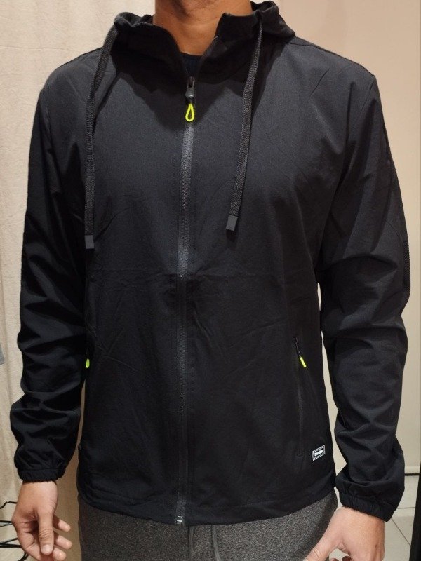 Producto - Campera deportiva