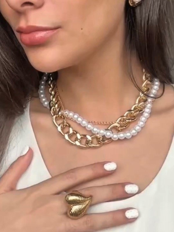 Producto - GARGANTILLA DORADA CON PERLAS TORZADAS 2356