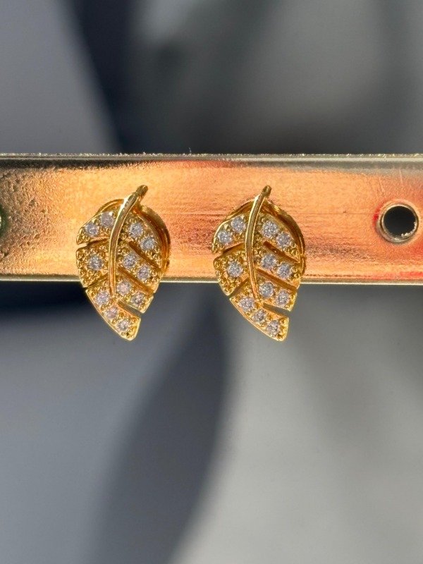 Producto - Aros hojita con micropave 1,2cm