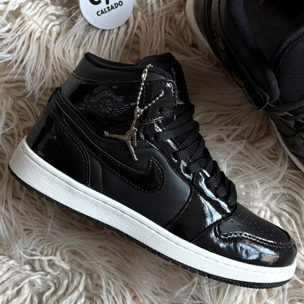 Producto - Jordan Botita Charol Full Black - 1