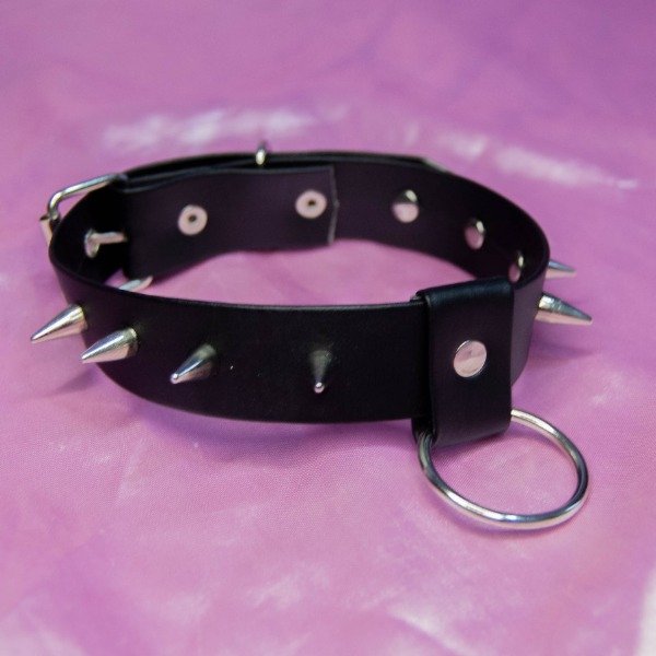 Producto - Choker con puas y argolla