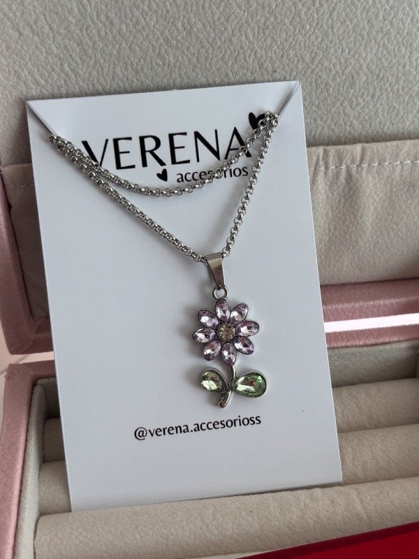 Producto - Cadena florcita violeta