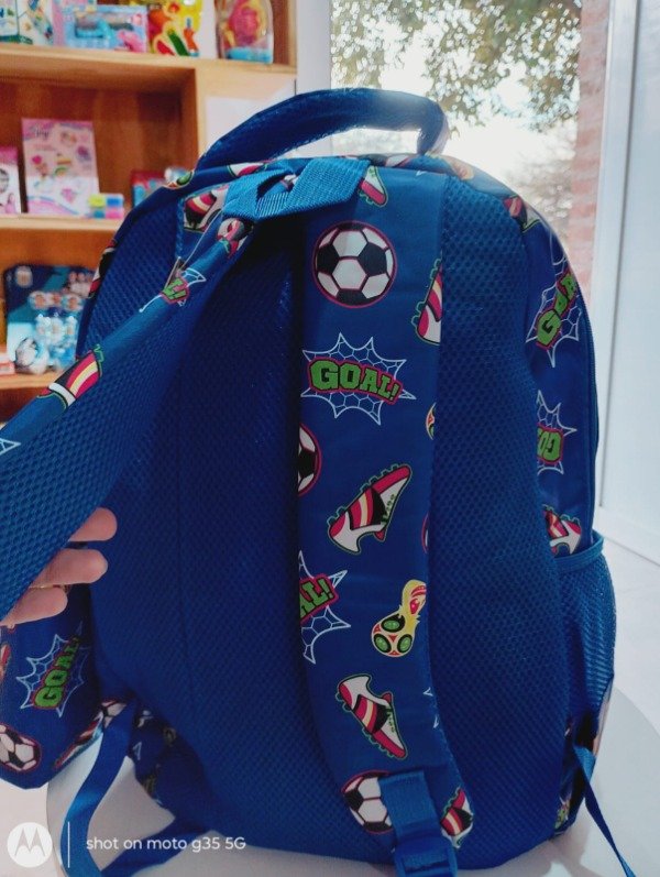 Producto - Mochila 17" Baide Futbol + Cartuchera - 3