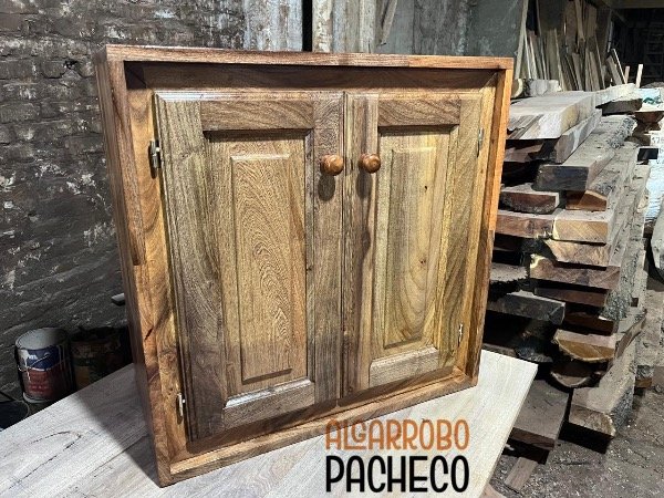 Producto - VANITORY LAQUEADO