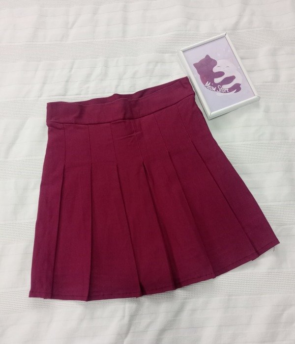 Producto - Pollera Tableada Bordo (Con Short)