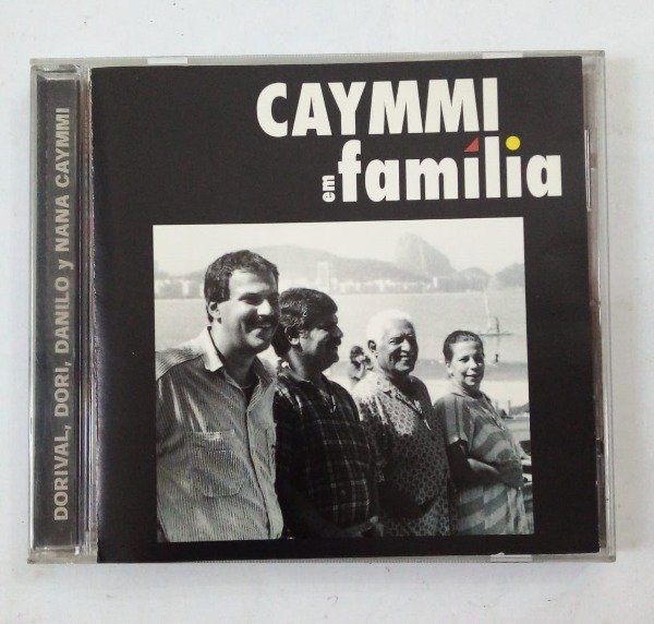 Producto - Em familia - Caymmi - Random 2000