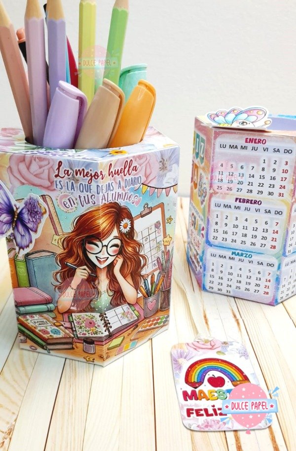 Producto - CALENDARIO PORTALAPICES HEXAGONAL - 4