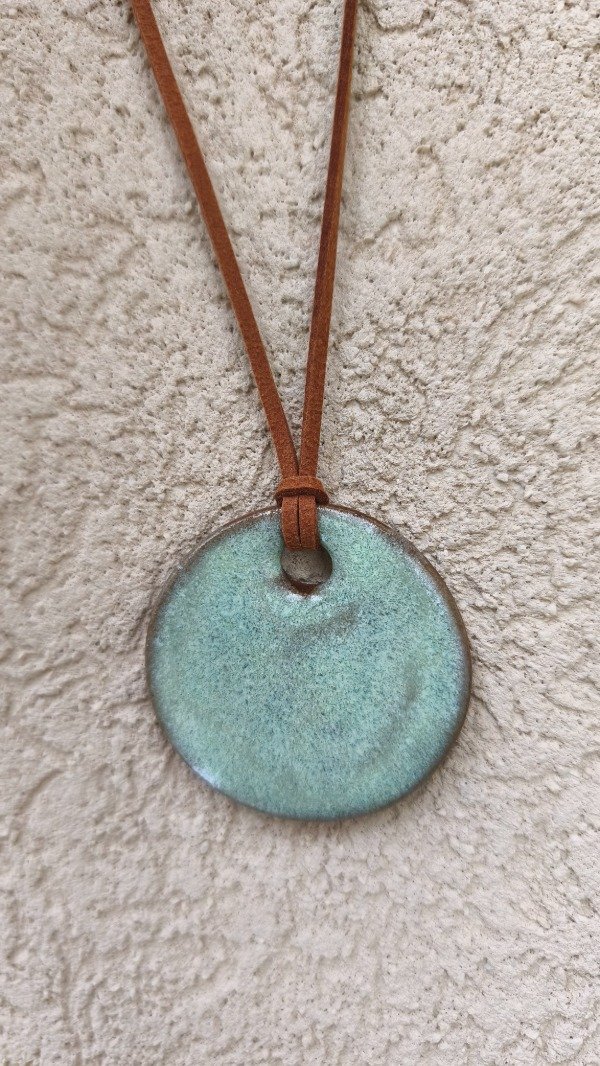 Producto - Collar círculo verde gres