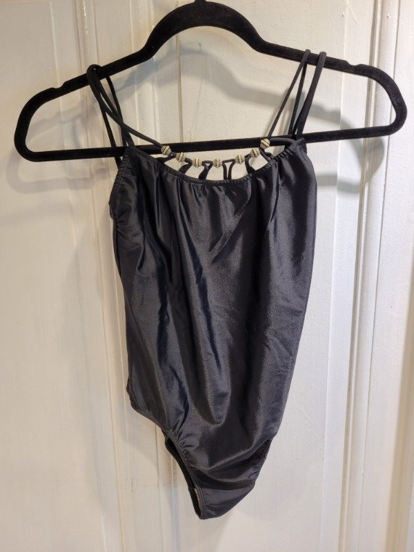 Producto - Traje de baño MARINA DEL ESTE negro Talle S/M - PRECIO: 16X