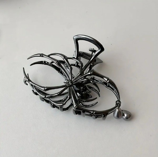 Producto - Broche de metal araña negra